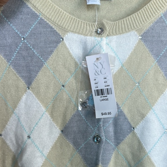Beautiful cardigan from New York and Company size large - Picture 7 of 7